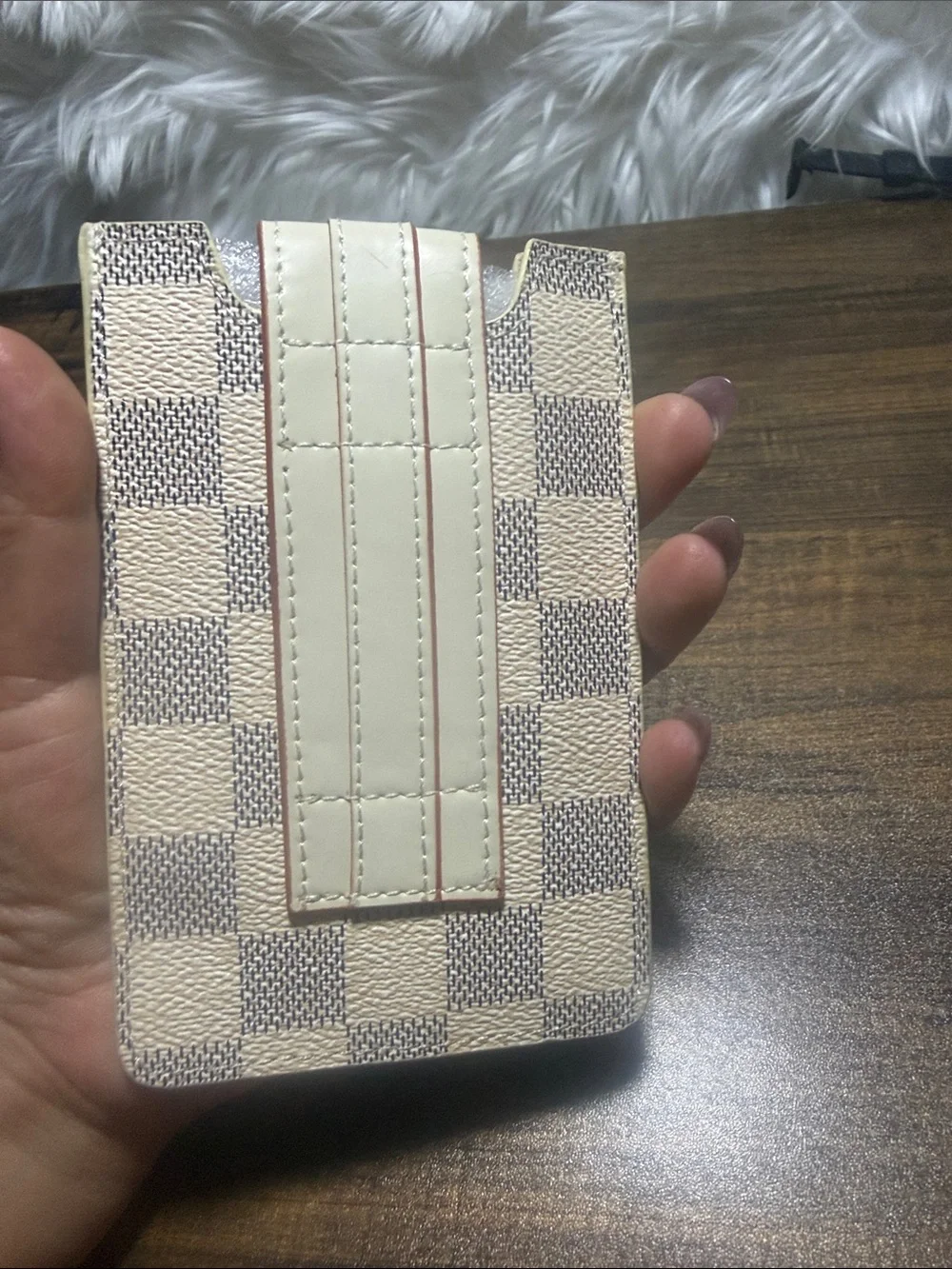 Checkered Phone Wallet Case with Magnetic Strap - Beige